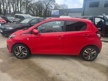 Peugeot 108 PURETECH ALLURE 1