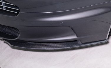 Aston Martin DBS V12 31