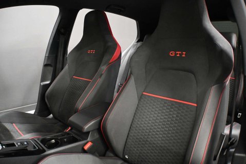 Volkswagen Golf 2.0 Golf Clubsport GTi TSi Semi-Auto 5dr 14