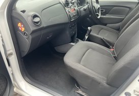 Dacia Logan ESSENTIAL 1.0 TCE ESTATE 32