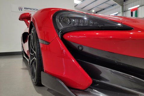 McLaren 600LT V8 SSG 44