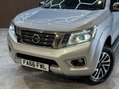 Nissan Navara 2.3 Navara Tekna dCi Auto 4WD 5dr 38