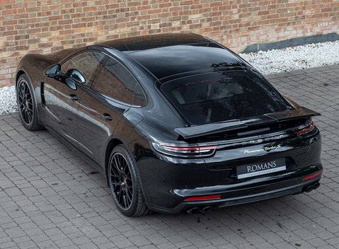 Porsche Panamera Turbo S E-Hybrid 9