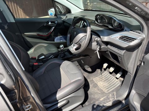 Peugeot 2008 S/S GT LINE 13