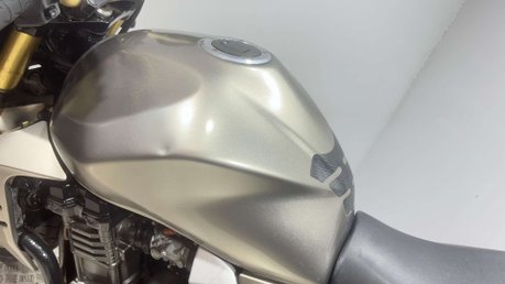 Kawasaki Z1000 2006 28K NAKED 1000CC NEW MOT RECENTLY SERVICED CLEAN BIKE 8