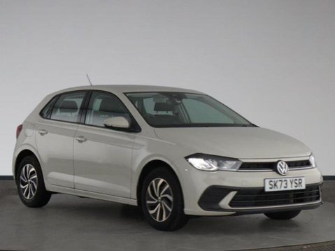 Volkswagen Polo LIFE TSI DSG 1