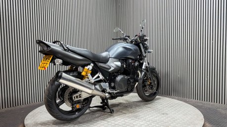 Yamaha XJR1300 RACER 2015 13K MOT MARCH 2027 WARRANTY MUSCLE BIKE 3