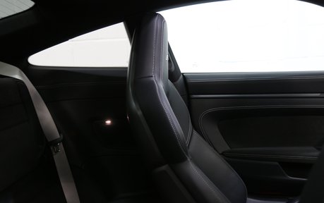Porsche 911 Carrera GTS - Rear-Axle Steering, 18-Way Seats, Panoramic Roof and More 15