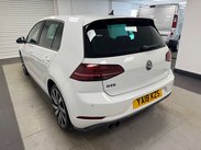 Volkswagen Golf 1.4 Golf GTE Advance Semi-Auto 5dr 27