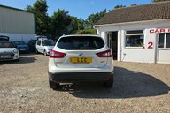 Nissan Qashqai DCI TEKNA.. 8 SERVICES.. 1 PREVIOUS KEEPER.. £20 ROAD TAX.. 70MPG..STUNNING 8