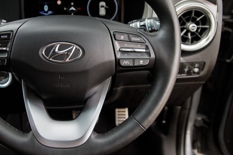 Hyundai KONA ULTIMATE 22