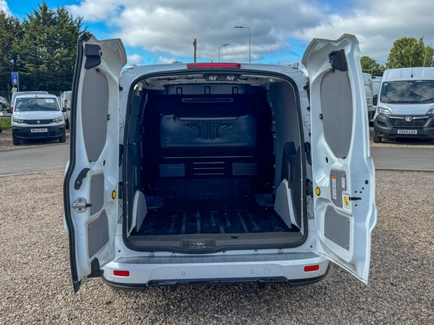 Ford Transit Connect SWB L1H1 [SOLD MM] Low Roof SPORT Air Con Alloys Cam SELECT 8