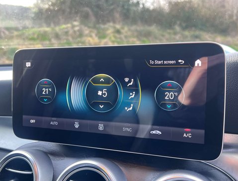 Mercedes-Benz GLC 2.0 GLC 300 AMG Line Premium D 4Matic Auto 4WD 5dr 28