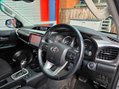 Toyota Hilux INVINCIBLE 4WD D-4D DCB AUTO 19