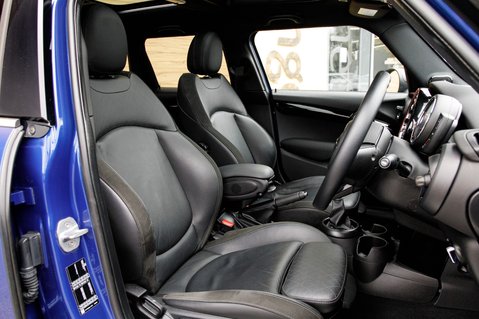 Mini Hatch COOPER S 37