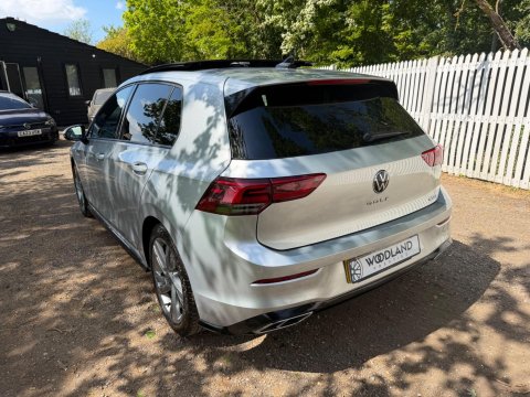 Volkswagen Golf R-LINE ETSI DSG 11