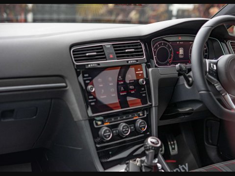 Volkswagen Golf 2.0 Golf GTi Performance TSi 5dr 23