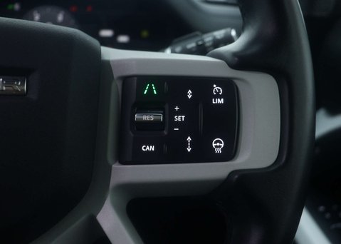 Land Rover Defender 3.0 Defender X-Dynamic HSE D300 MHEV A 4WD 5dr 45