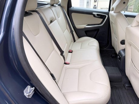 Volvo XC60 2.4 D5 SE Lux Nav Geartronic AWD Euro 5 5dr 18