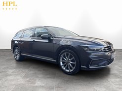 Volkswagen Passat 1.4 TSI 13kWh GTE Advance Estate 5dr Petrol Plug-in Hybrid DSG Euro 6 (s/s)