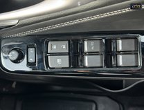 Isuzu D-Max V-Cross | AUTO | 1.9LT | AC | Sensors | Camera | Tow Bar| 30