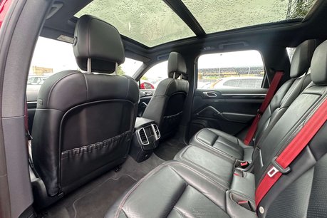 Porsche Cayenne 3.0 TD V6 SUV 5dr Diesel TiptronicS 4WD Euro 6 (s/s) (262 ps) 27