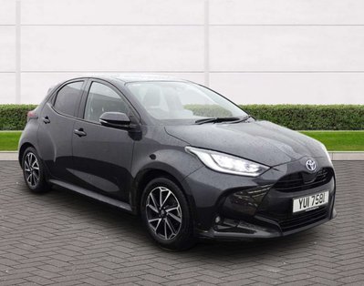 Toyota Yaris 1.5 Yaris Design HEV CVT 5dr