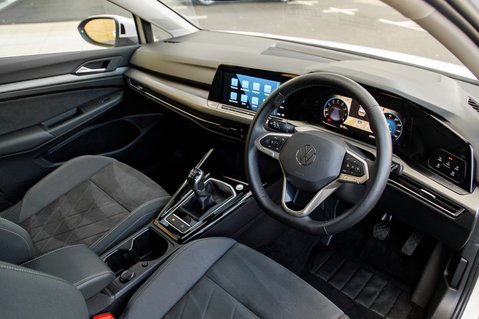 Volkswagen Golf STYLE TSI 4
