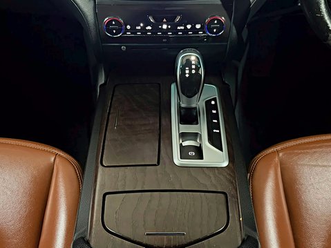 Maserati Ghibli DV6 18