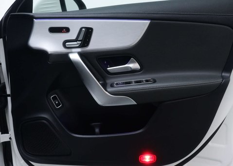 Mercedes-Benz CLA Class 1.3 CLA 250 AMG Line Premium Plus E Auto 4dr 50