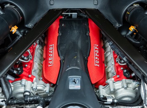 Ferrari SF90 Stradale 41