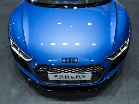 Audi R8 5.2 FSI V10 Coupe 2dr Petrol S Tronic quattro Euro 6 (s/s) (540 ps) 15
