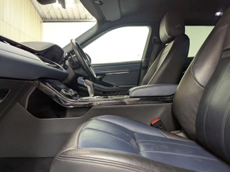 Land Rover Range Rover Evoque 2.0 Range Rover Evoque R-Dynamic SE D Auto 4WD 5dr 37