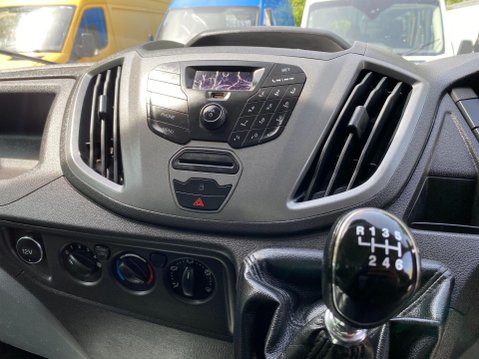 Ford Transit 2.0 350 EcoBlue RWD L2 H1 Euro 6 2dr (DRW) 26