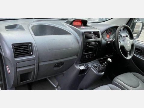 Toyota Proace 2.0 1200 HDi Panel Van 5dr Diesel Manual FWD L2 H1 (168 g/km, 128 bhp) 41