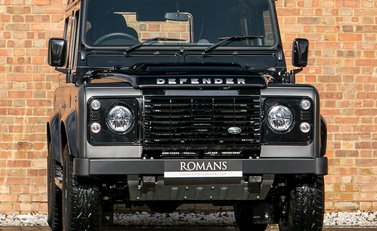 Land Rover Defender 90 Autobiography Edition 1