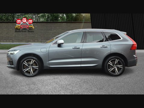 Volvo XC60 T8 TWIN ENGINE R-DESIGN PRO AWD 7