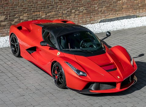 Ferrari LaFerrari 10
