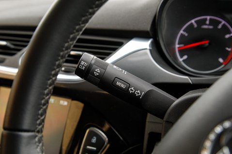 Vauxhall Corsa DESIGN 16