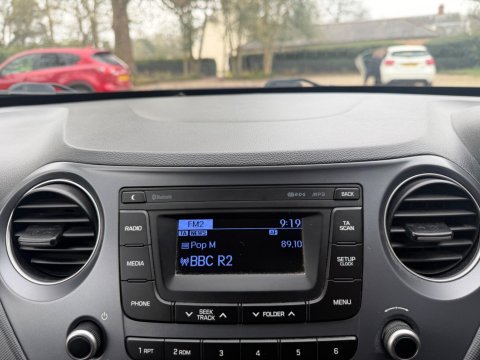 Hyundai i10 1.2 SE Auto Euro 6 5dr 29