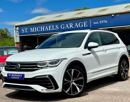 Volkswagen Tiguan 2.0 Tiguan R-Line TDI Semi-Auto 5dr 1