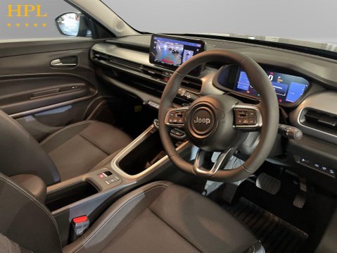 Jeep Avenger 1.2 e-Hybrid Summit SUV 5dr Petrol Hybrid e-DCT Euro 6 (s/s) (100 ps) Alloy 12
