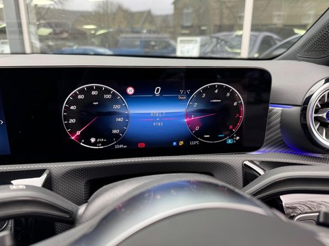 Mercedes-Benz A Class A 180 SPORT EXECUTIVE MHEV 42