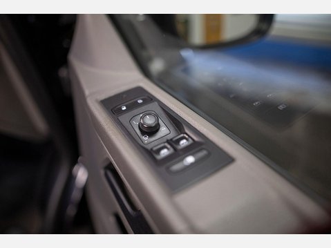 Volkswagen Transporter 2.0 BiTDI T32 Highline Panel Van 5dr Diesel DSG FWD SWB Euro 6 (s/s) (199 p 25