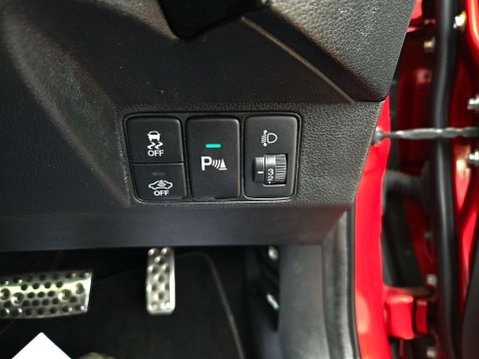 Honda Civic 1.8 Civic i-VTec SR Auto 5dr 57