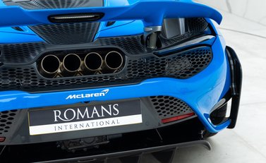 McLaren 765LT Spider 25