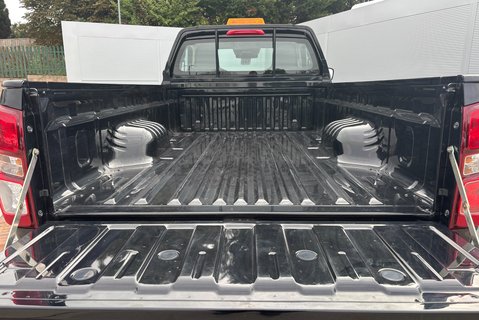 Isuzu D-Max 1.9 TD Utility 4x4 Single Cab Pickup 11