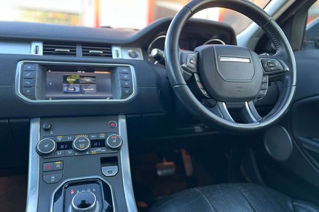 Land Rover Range Rover Evoque 2.0 TD4 SE Tech SUV 5dr Diesel Auto 4WD Euro 6 (s/s) (180 ps) 15