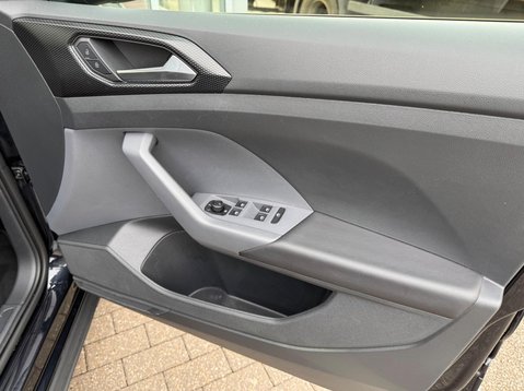 Volkswagen T-Cross SE TSI 32