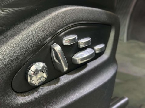 Porsche Cayenne 4.0 Cayenne V8 T Auto 4WD 5dr 42
